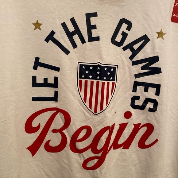 Team USA White T-Shirt with Red and Blue Print… - Picture 3 of 7